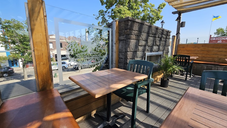 Yard & Flagon